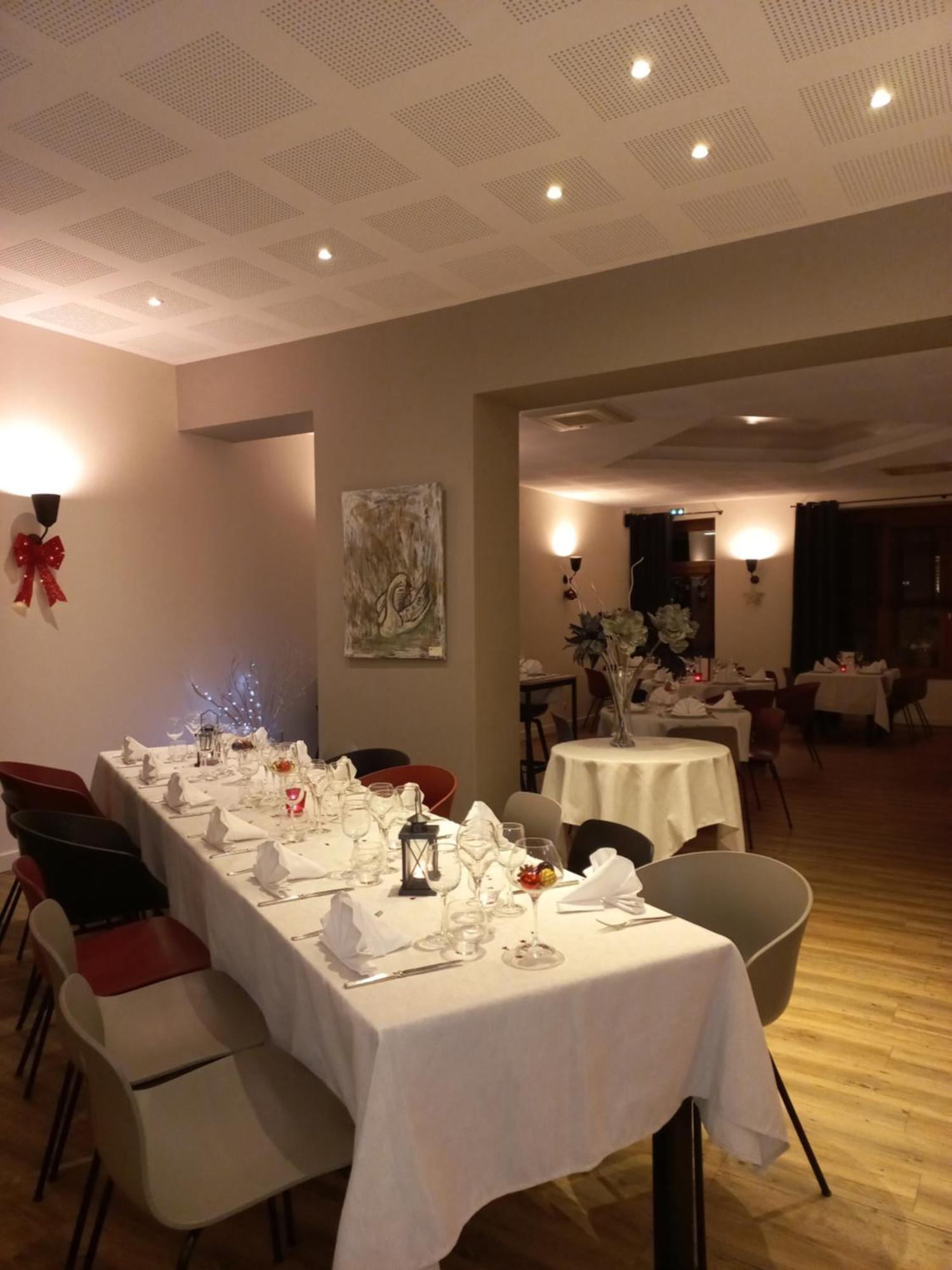 Hotel Restaurant De La Poste Saint-Just-en-Chevalet Zewnętrze zdjęcie